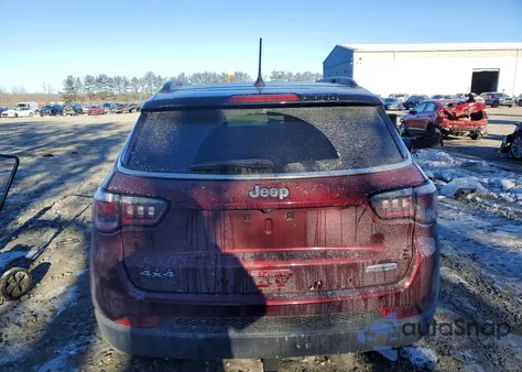 2020 Jeep Compass Latitude z USA, uszkodzony, nr VIN 3C4NJDBB7LT217982